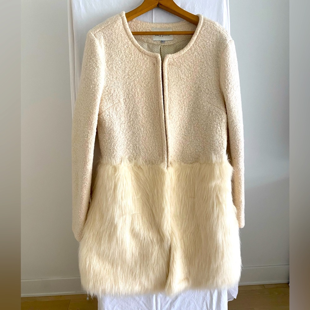 Lucy Paris wool and faux fur coat. Size L, cream color.